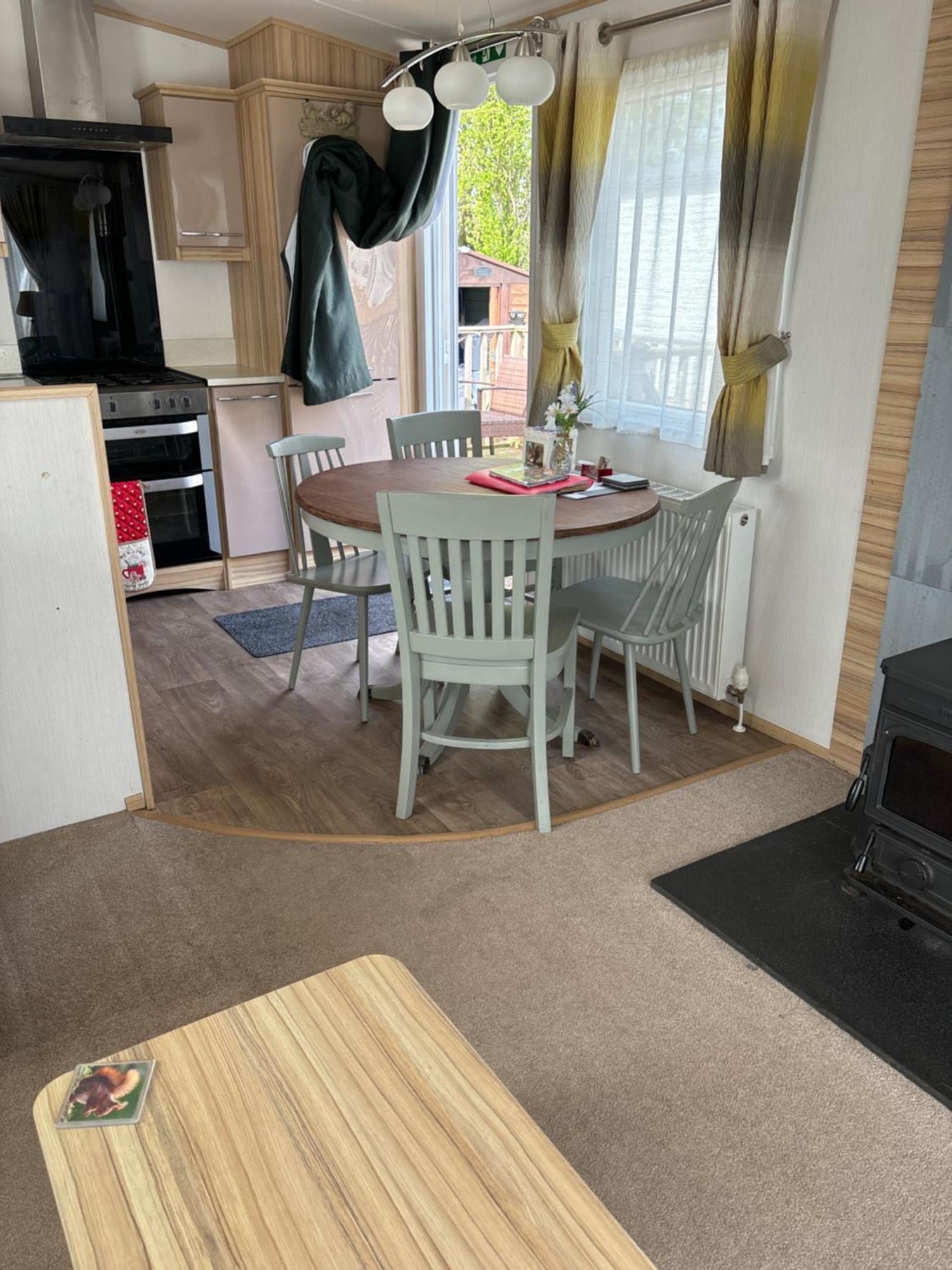 Squirrel Lodge คาร์ลไอเอิล ภายนอก รูปภาพ